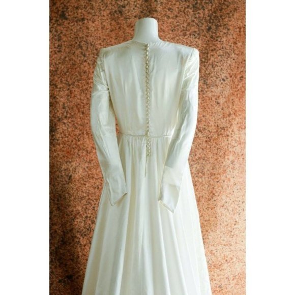 Vintage Light Ivory  Satin Flecked Wedding Dress w Train Detail S/M - Picture 7 of 11